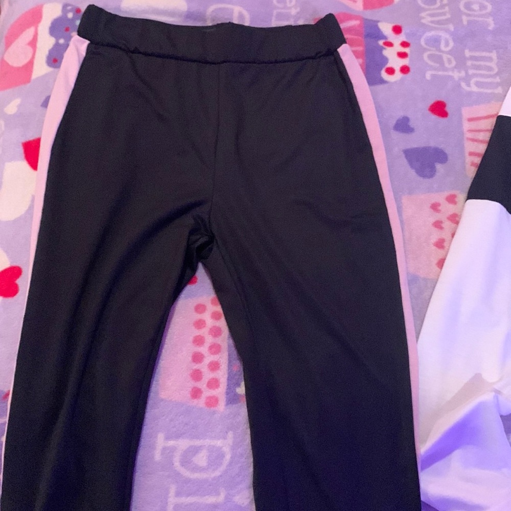 SHEIN Matching Set - Picture 2 of 2